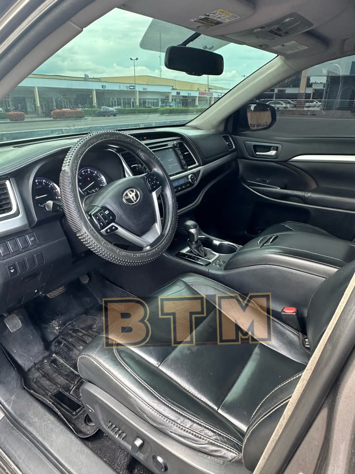 TOYOTA HIGHLANDER 2018