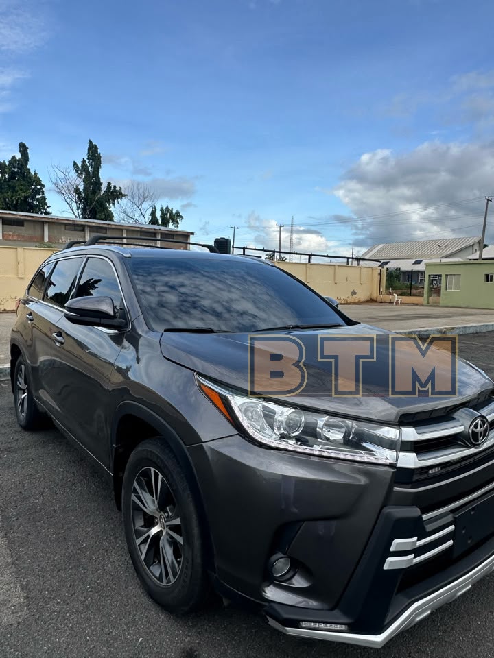 TOYOTA HIGHLANDER 2018