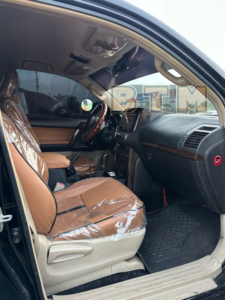 TOYOTA LANDCRUISER PRADO  GR