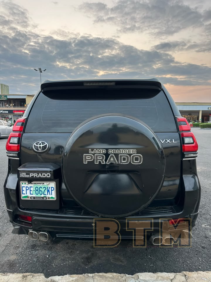 TOYOTA LANDCRUISER PRADO  GR